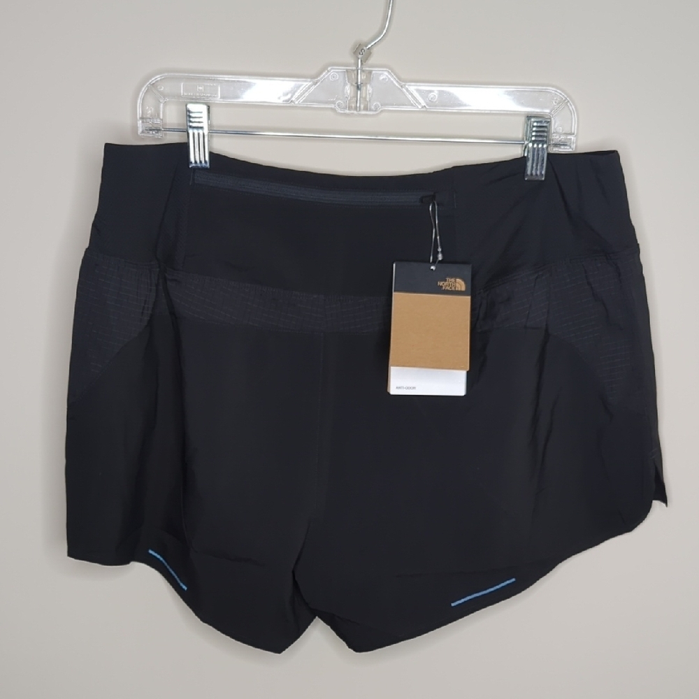 The North Face Women's Black Athletic Shorts - Picture 7 of 12